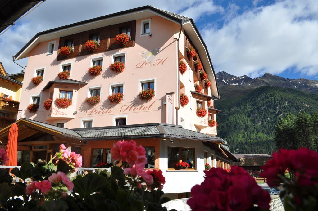 Park Hotel Santa Caterina Valfurva Bagian luar foto
